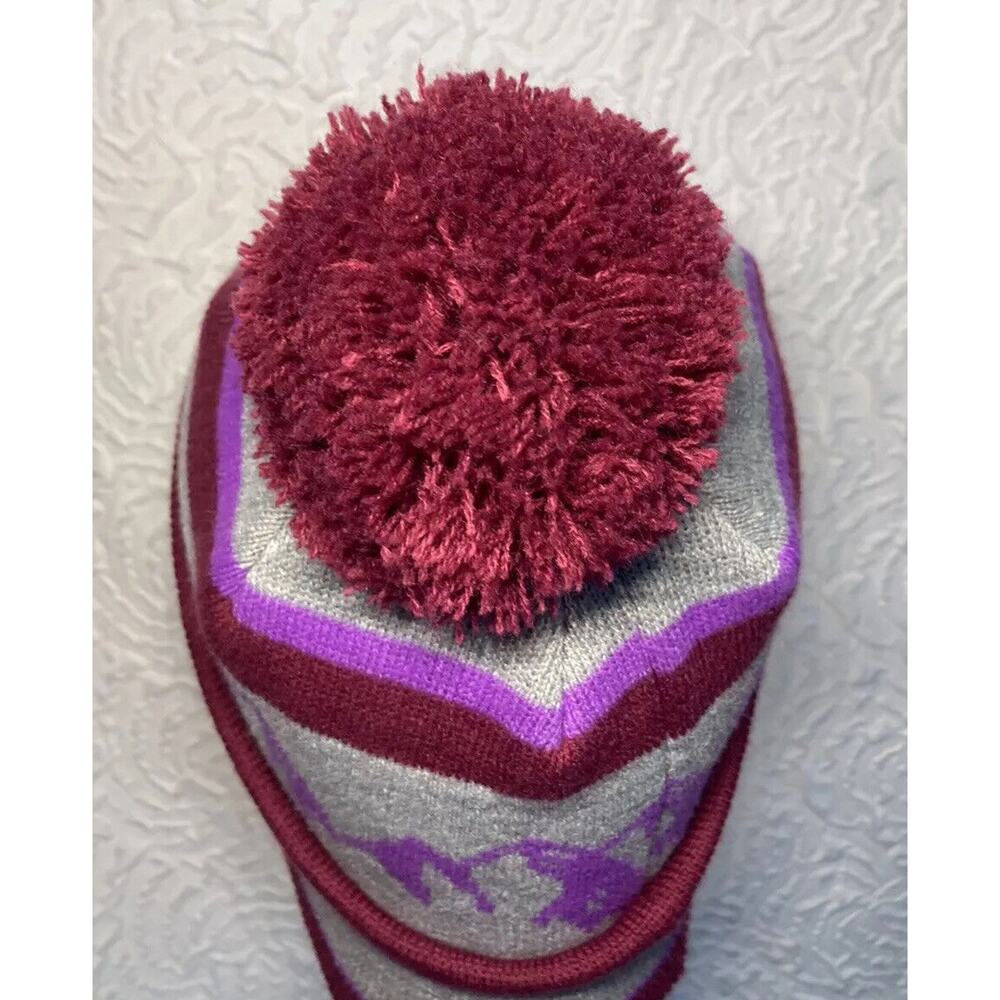 Colorado Beanie Pom Pom Maroon purple Acrylic One Size Fits Most - Picture 6 of 15